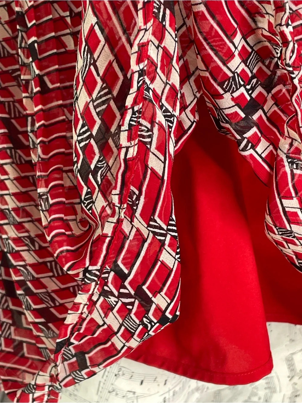 Banana Republic Pleated Swing Top Sleeveless Red Black XS